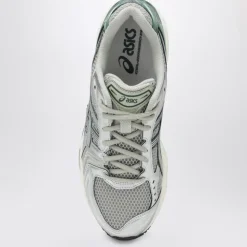 Running Shoes