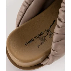 Sabot en cuir vegan avec bande froncée