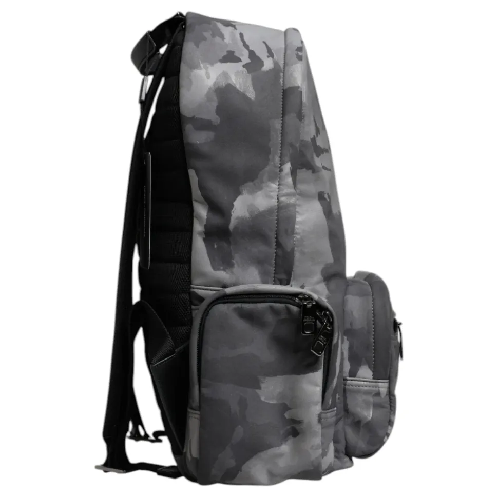 Sac à dos gris camouflage avec logo