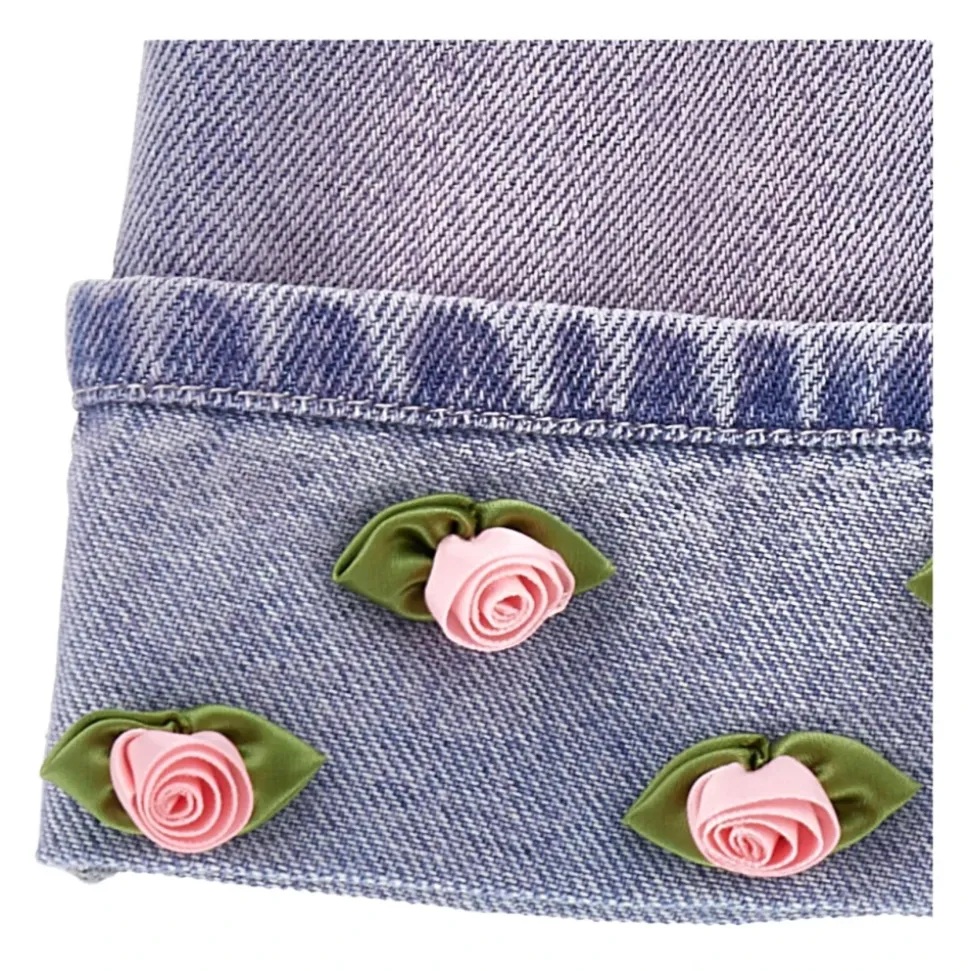 Salopette en jean avec petites roses