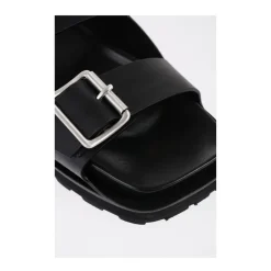 Sandales à Boucle et Plateforme