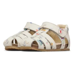 Sandales en cuir à bout fermé Alby