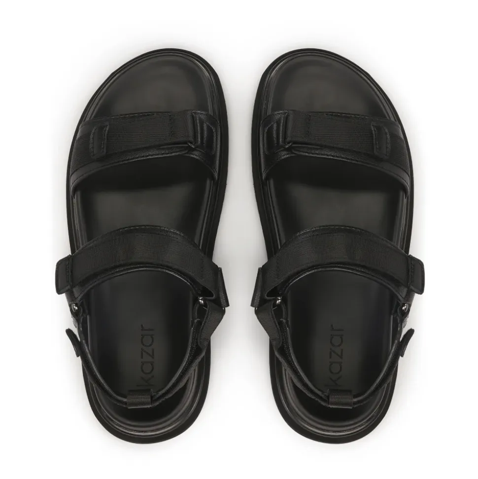 Sandales noires en cuir avec des sangles en velcro