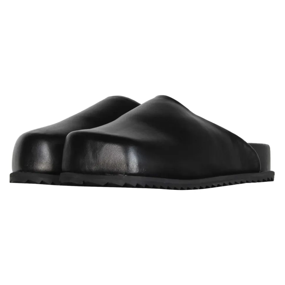 Sandales noires en cuir vegan