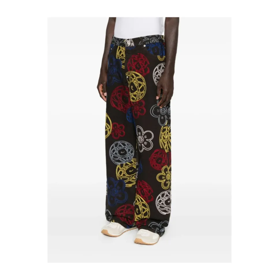 Shorts en denim brodé floral