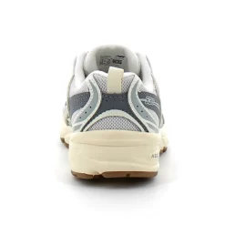 530 Sneaker