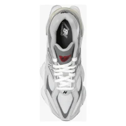 9060 Sneakers