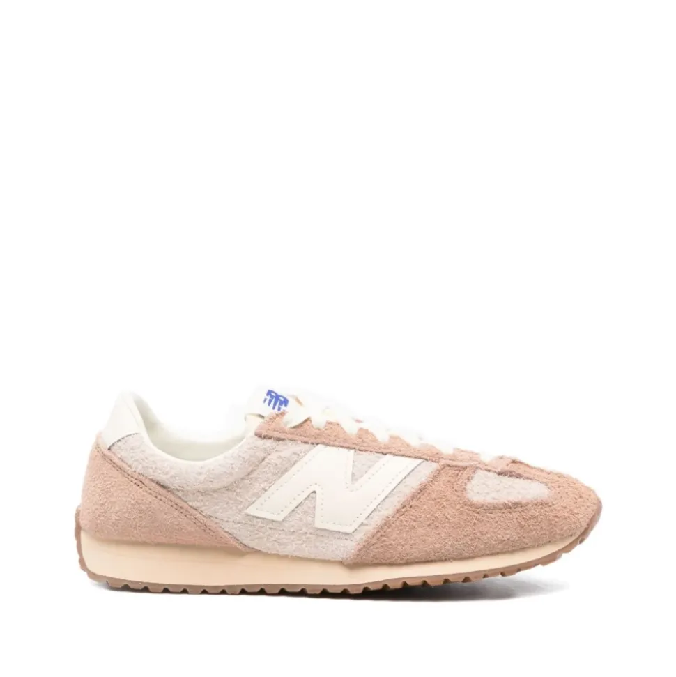 471 Sneakers