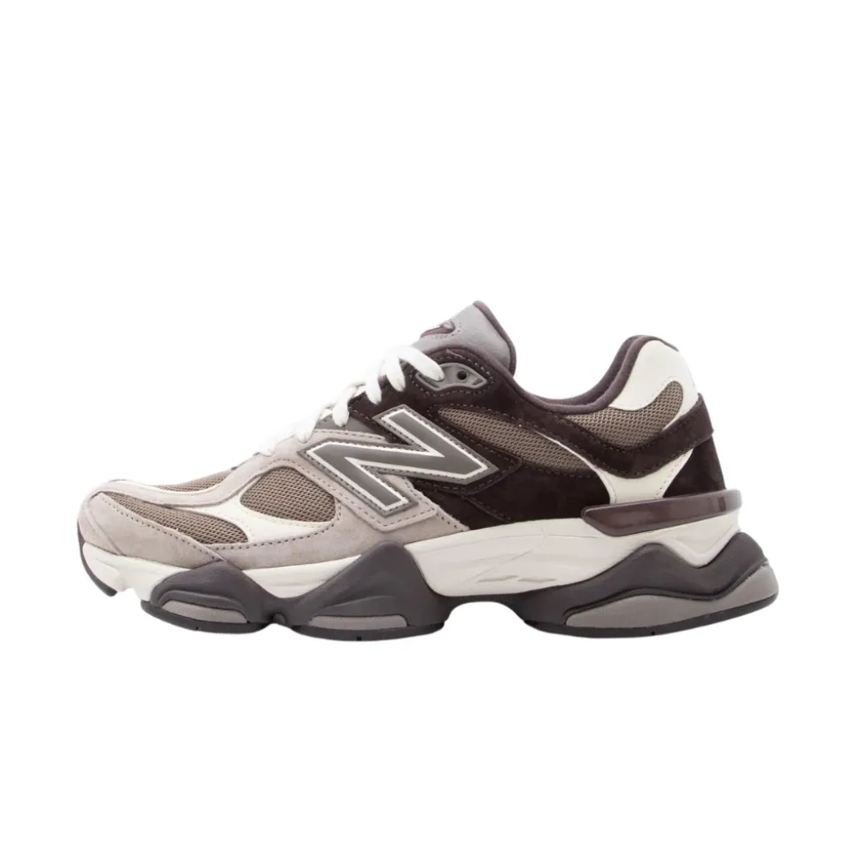 9060 Sneakers