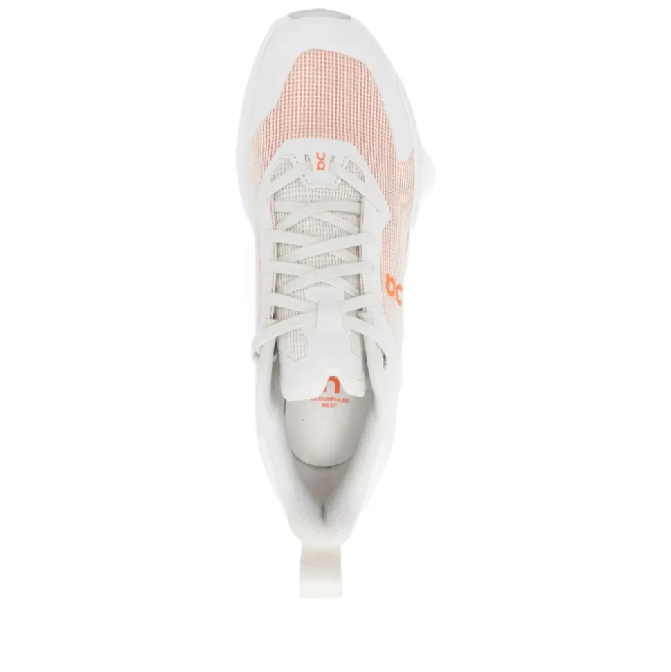 Sneakers Blanches avec Détail du Logo
