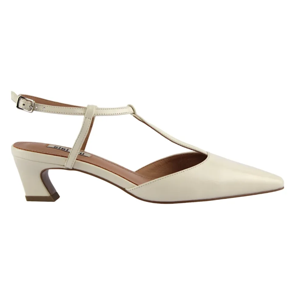 Sneakers Chanel T en Cuir Blanc