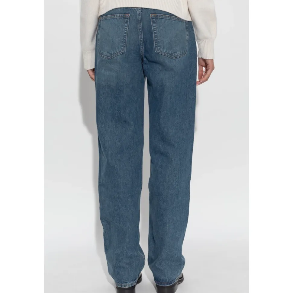 Straight Jeans