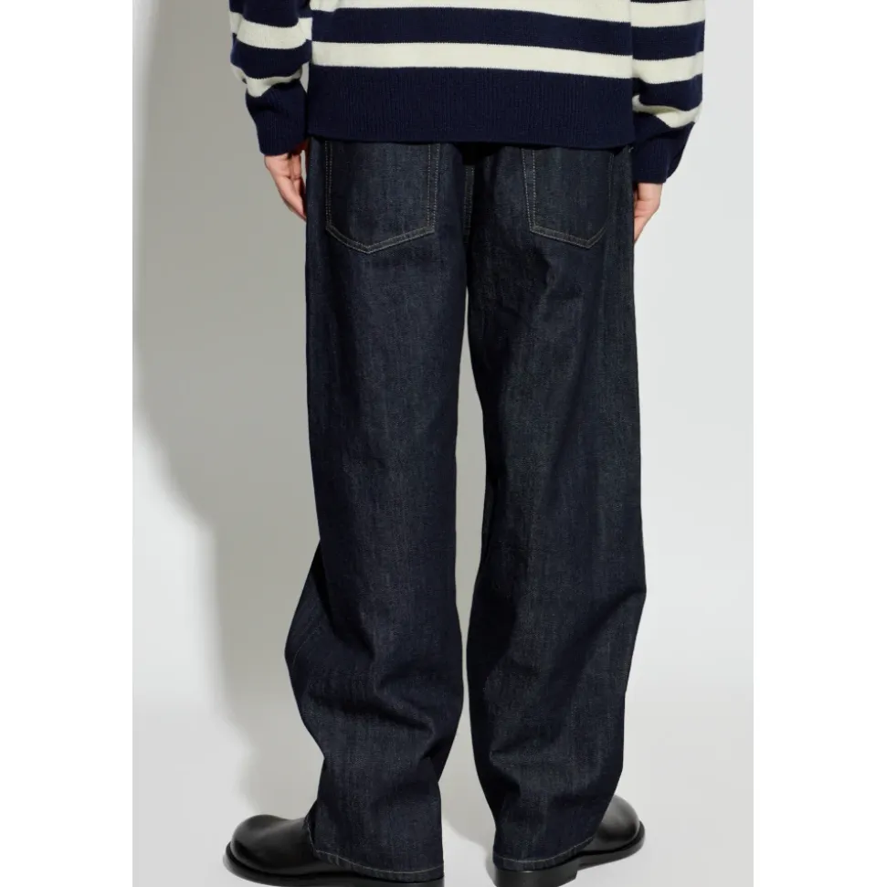 Straight Jeans