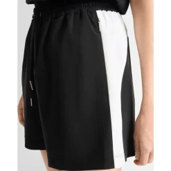 Thila Short