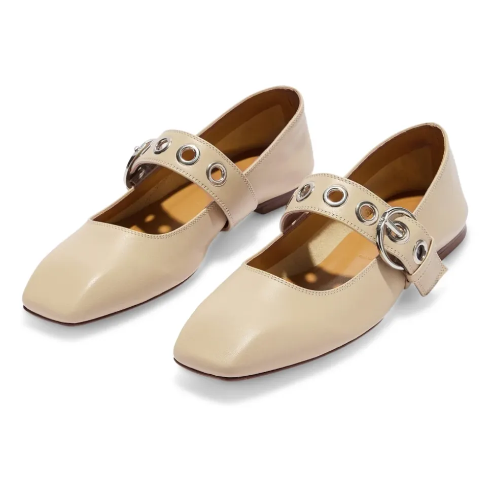 UMA Eyelet Nappa