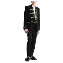 Veste en crêpe brodé