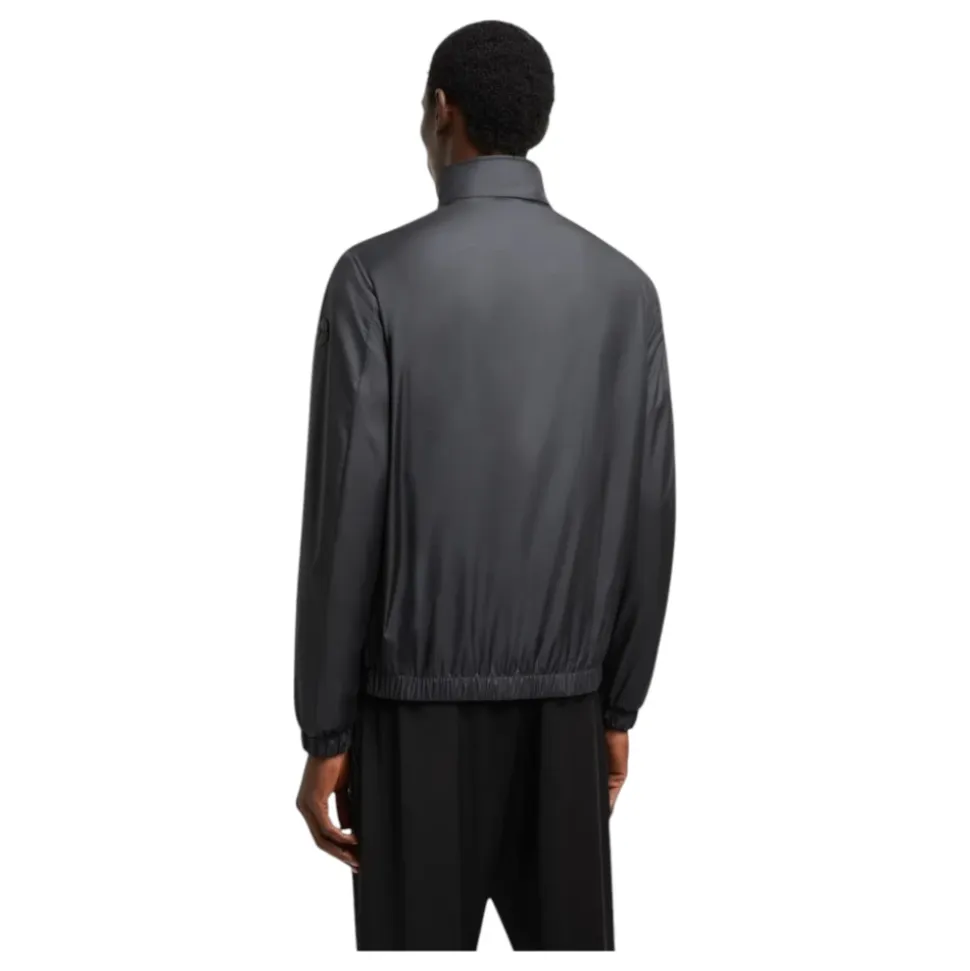 Veste Meidassa