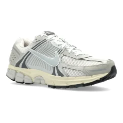 Zoom Vomero 5 Sneakers